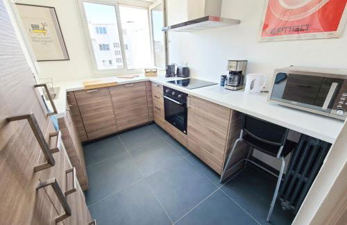 Appartement Cosy et Lumineux - Tout équipé - Hypercentre Lorient par Groom - Foto 8