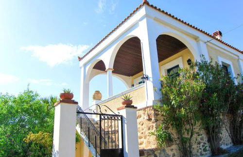 Picturesque Villa in Limnos + Enclosed Garden + Sea View - Foto 1