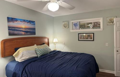 Family Cottage 1 mile to Carolina Beach - Foto 13