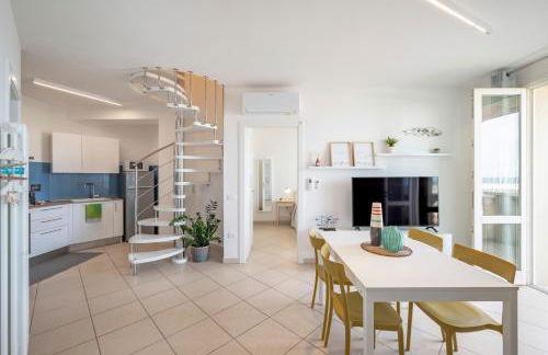 Sea View Apartment - 2 Bedrooms - Foto 5