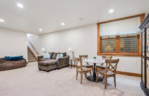 Cozy Spacious Mountain Home Close To Everything - Foto 22