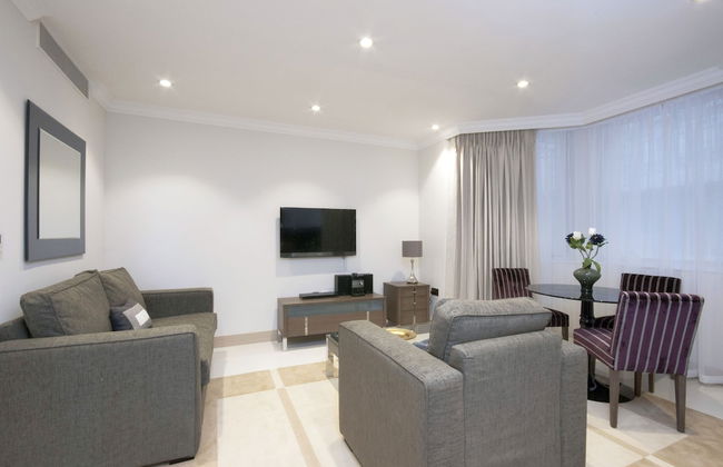 Claverley Court - Photo 80