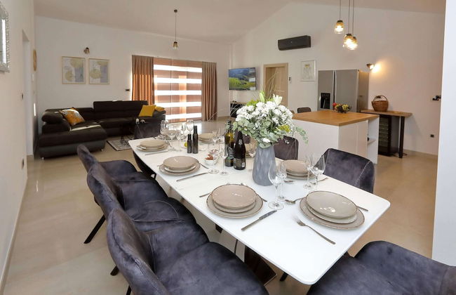 Villa in Starigrad With Heated Pool - Foto 37