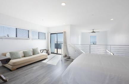 Oceanfront 2BR Rooftop Deck Beach Access Strand Way B - Photo 21