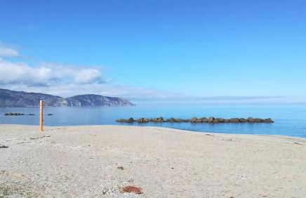 Casa Mimosa - Appartamento con giardino a 50 mt dal mare - Foto 13