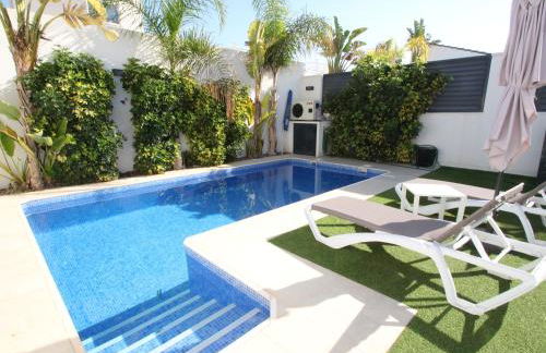 Designer Villa with pool - Foto 2