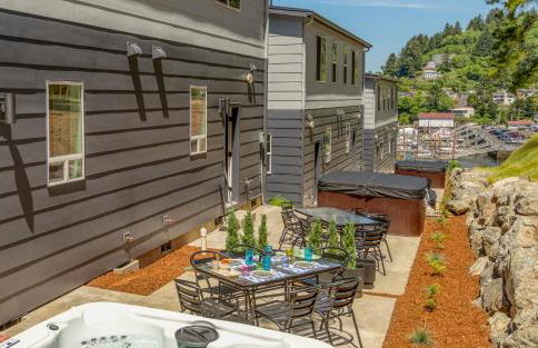 Harbor Lights #1 - New Construction Townhome - Foto 32