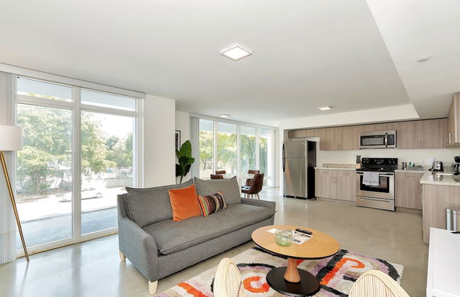 Roami at Grove 27 - Photo 113