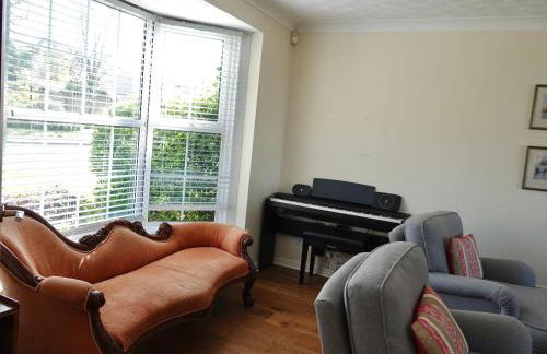 Luxury four bedrooms detached house in Dorset - Photo 12