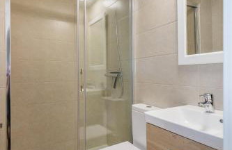 CASA ZUZA - AC, heated pool, 2 terraces, 2 bedrooms & bathrooms, tv channels - Foto 33
