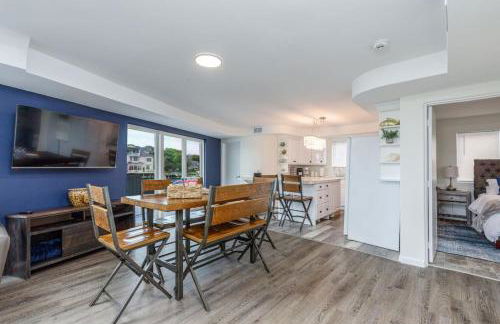 DO with AC Awesome Waterfront Marina Home - Foto 10