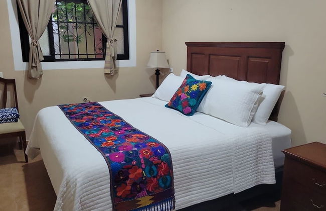 Espectacular casona con alberca y jardines - Foto 4