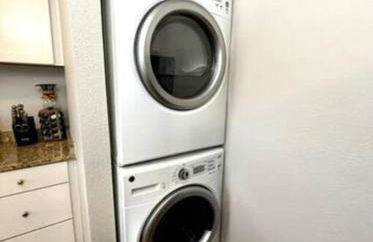 Condo 5 min Uptown I Fast Wi-Fi & Private Patio - Foto 10