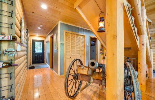 Spacious Packwood Cabin with Hot Tub - Near River - Foto 14