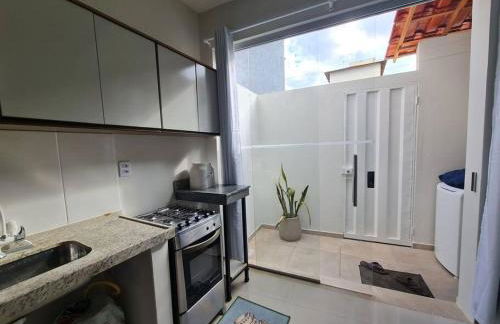 Apt C com 2 quarto com ar e garagem - Foto 5