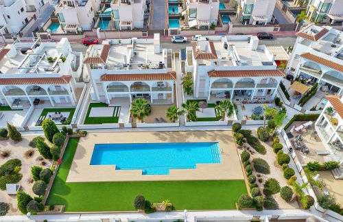 Newly Built Apartment with Direct Pool Access - Photo 8