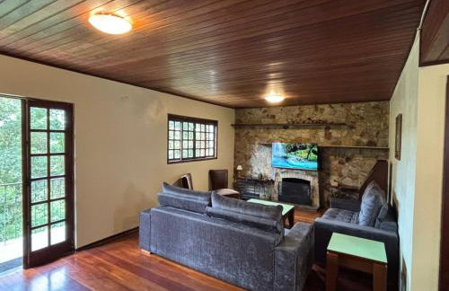 Charme e conforto na Montanha - Condomínio no Morro do Elefante, próximo ao centro - Foto 5