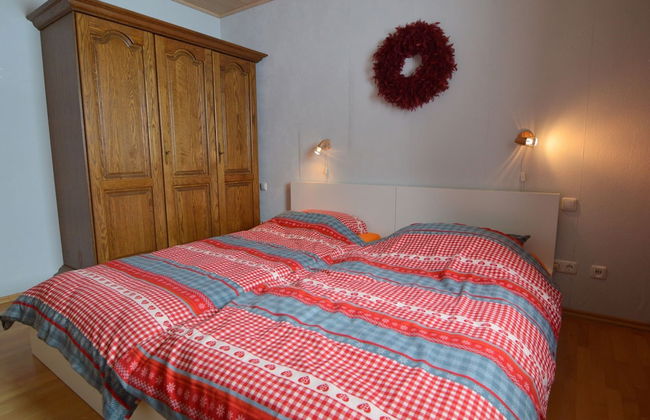 Luxurious Farmhouse Near the ski Area - Photo 2