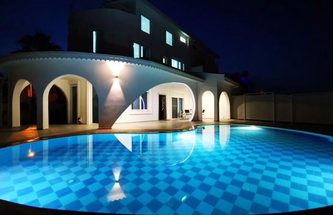 Spectacular Villa With Private Pool in Antalya - Foto 20