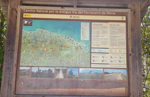 Beautiful 2-bed beachside apartment - Foto 20