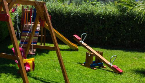 Aria Villas - Private Pool, Playground, Ping Pong & Close to Beach, By ThinkVilla - Foto 4, Garden