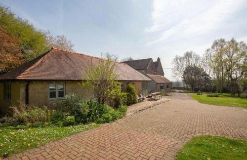 Yew Tree Farm Lodge - Photo 1