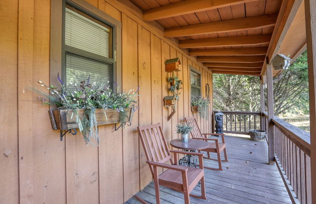 Whispering Creek - 2 Bedrooms, 1 Baths, Sleeps 6 Cabin by RedAwning - Foto 24