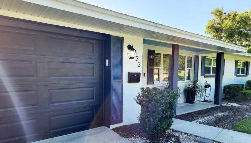 Blue Door House - Photo 4