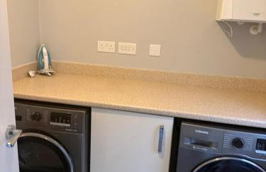 Spacious Modern 4-Bedroom Detached Home in Corby - Foto 8