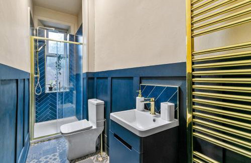 Free Parking - Sleeps 2 - 1 Bed Tenement - Renfrew - Foto 10