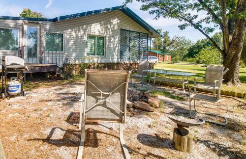 Cookson Vacation Rental with Spacious Yard and Porch! - Foto 23