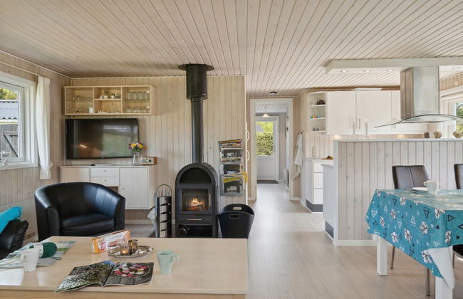 "Inan" - 300m from the sea - Foto 9