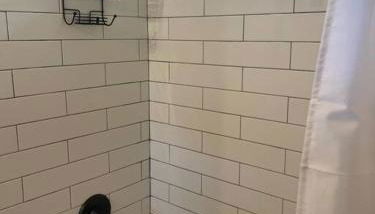 Cozy 2-bedroom Farmhouse with parking on premise - Foto 2