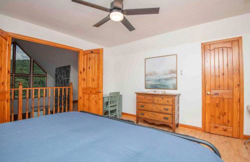 Family Friendly Lakefront with Private Dock Fire Pit Near Marinas - Foto 26