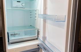 Zentral, nähe HBF, Supermarkt, Bahn vor Ort - Foto 18