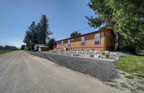 Newport Riverfront Home with Deck and Fire Pit! - Foto 30