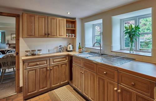 5 bedroom cottage in rural Staffordshire - Foto 4