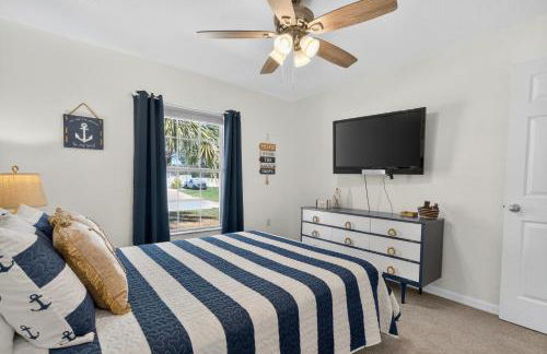 Spacious 4BR Retreat with Heated Pool & Spa home - Foto 31