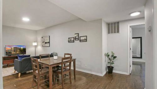 Modern & Furnished 2BR Apt with In-unit Laundry - Sunnyside 2E - Foto 5