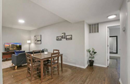 Modern & Furnished 2BR Apt with In-unit Laundry - Sunnyside 2E - Foto 5
