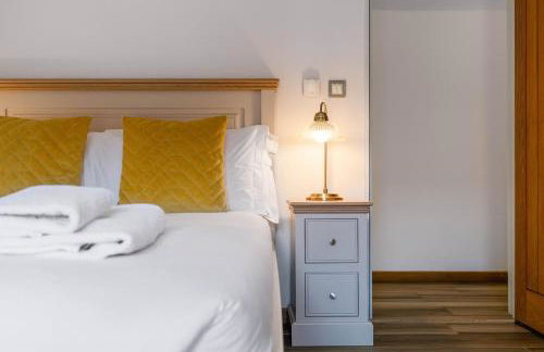 Seven Space - Willow Barn, Hot Tub & Scenic Rural Retreat - Photo 19