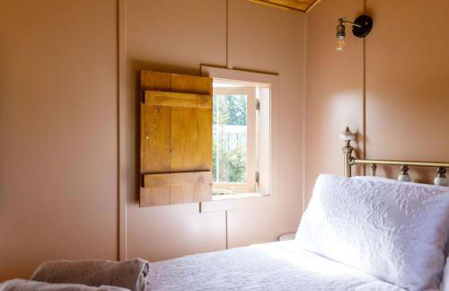 Beautifully Restored WW2 Carriage - Sleeps 6 - Foto 26
