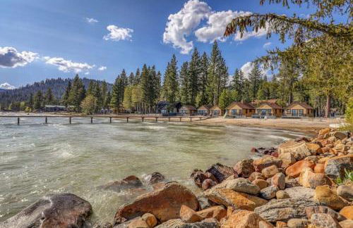 Lakeside Studio Steps from the Beach - Foto 17