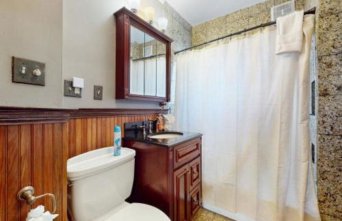 Longview House - Photo 19