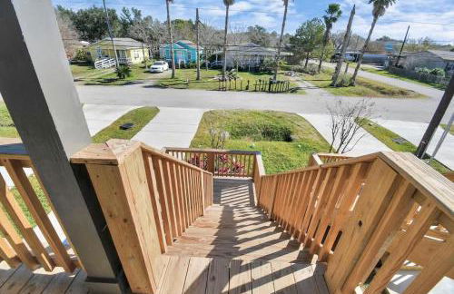 Bay Breeze Bungalow - Game Room & Pet Friendly - Foto 43