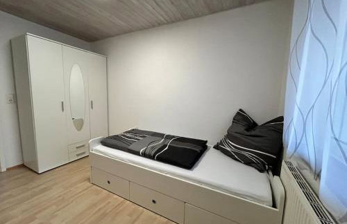 Geräumige Ferienwohnung Nähe Bodensee & Allgäu mit 3 Schlafzimmern - Foto 11