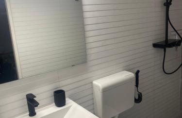 Amazing,full privacy holiday home with swimming pool l & hot tub - Foto 76