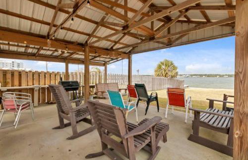 3BR Condo Gulf Views with Pool, Boat Launch and Dock - Photo 28