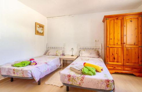 Stunning Apartment In Los Cerezos - Foto 15