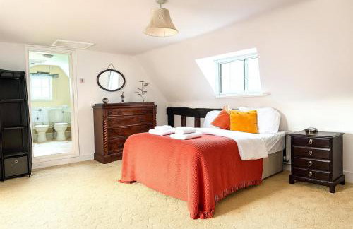 4 Bed Cottage with Hot Tub near Wyboston Lakes - Foto 6
